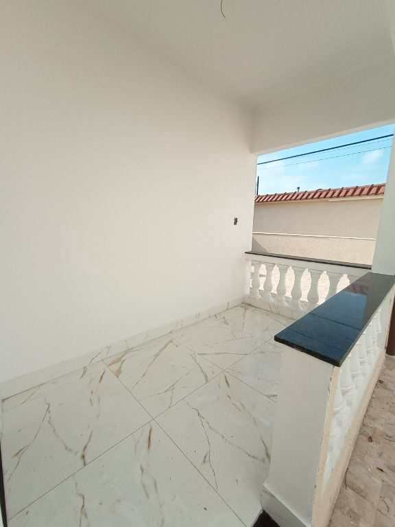 Casa em Praia Grande, no bairro Maracanã