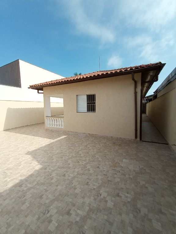 Casa em Praia Grande, no bairro Maracanã