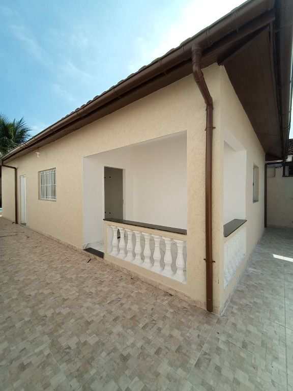 Casa em Praia Grande, no bairro Maracanã