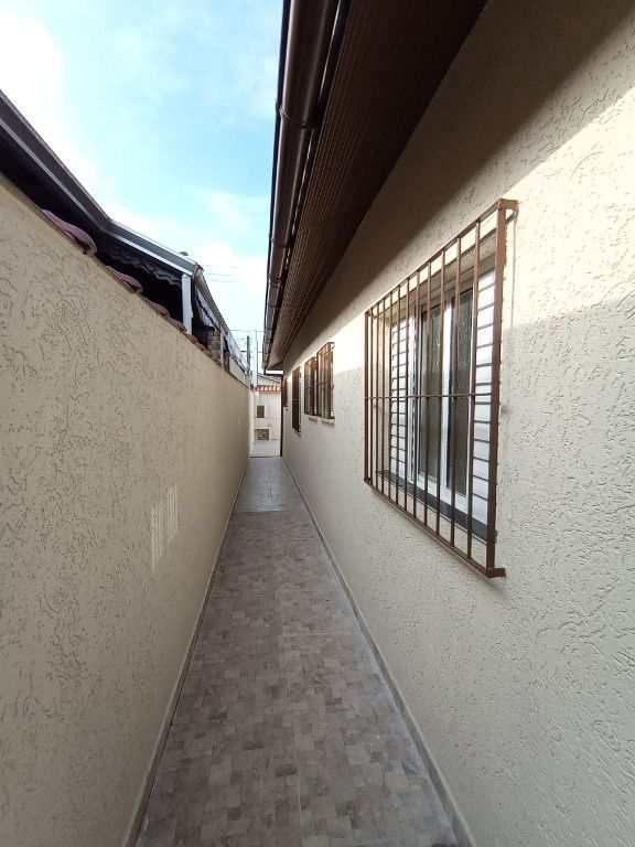 Casa em Praia Grande, no bairro Maracanã