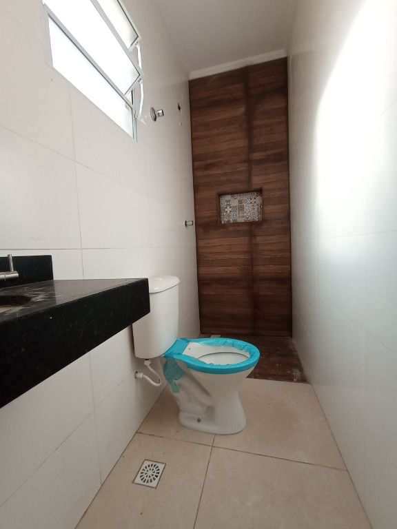 Casa em Praia Grande, no bairro Maracanã