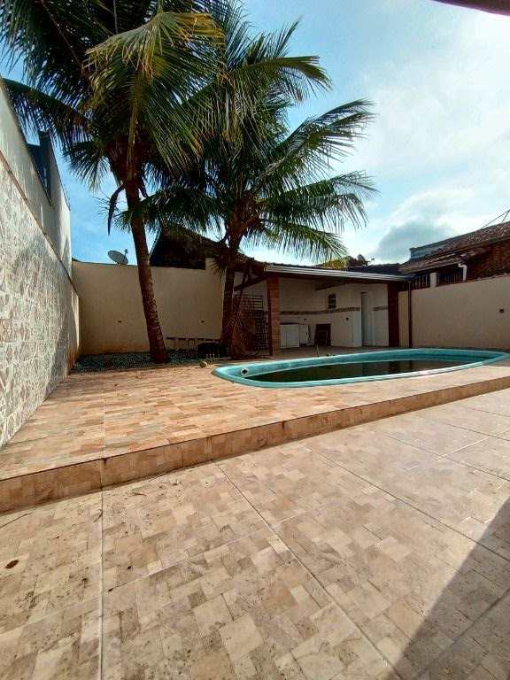 Casa em Praia Grande, no bairro Maracanã