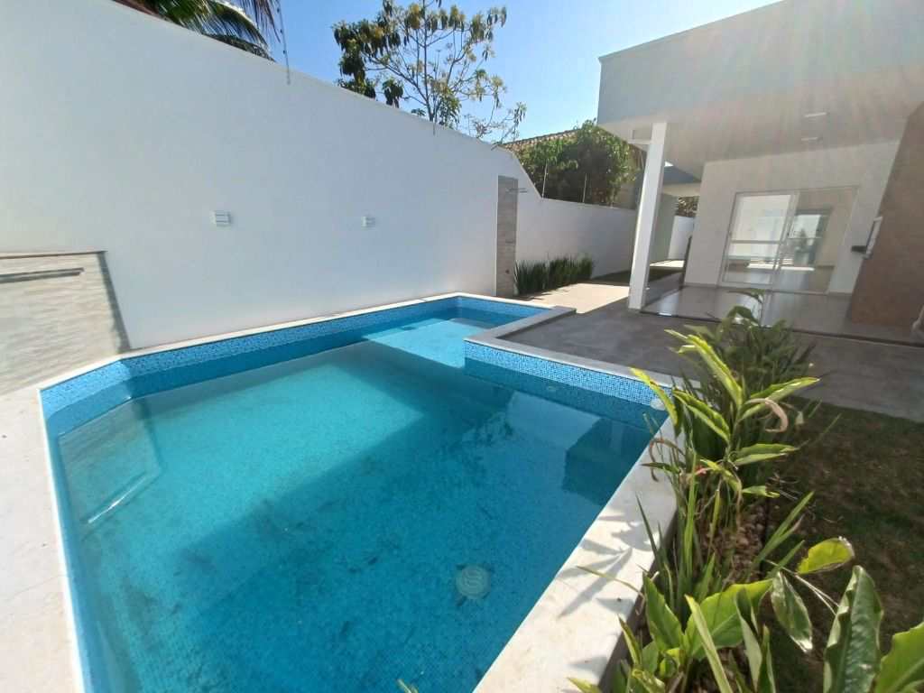 Casa em Itanhaém, no bairro Cidade Santa Júlia