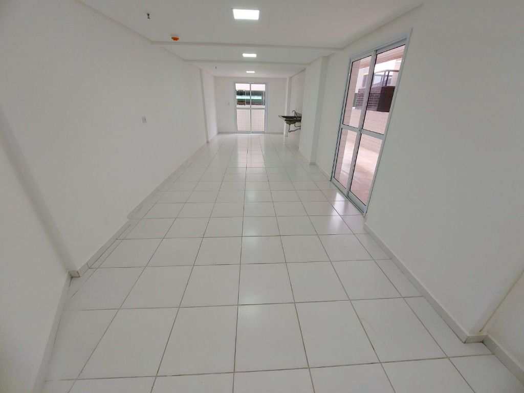 Apartamento em Praia Grande, no bairro Boqueirão