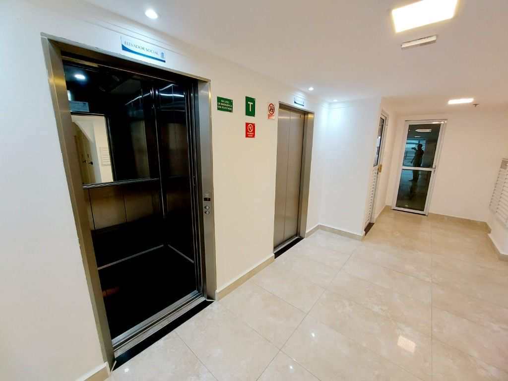 Apartamento em Praia Grande, no bairro Boqueirão