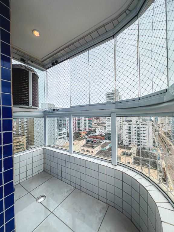 Apartamento em Praia Grande, no bairro Boqueirão