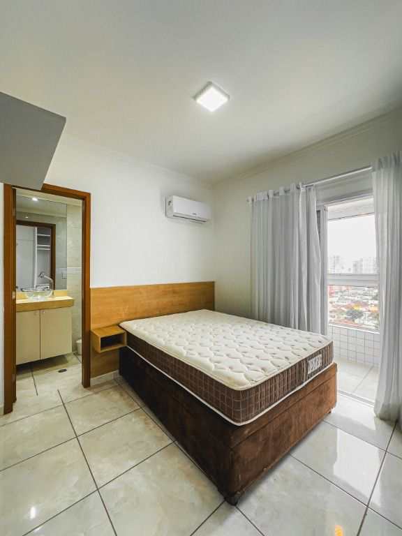 Apartamento em Praia Grande, no bairro Boqueirão