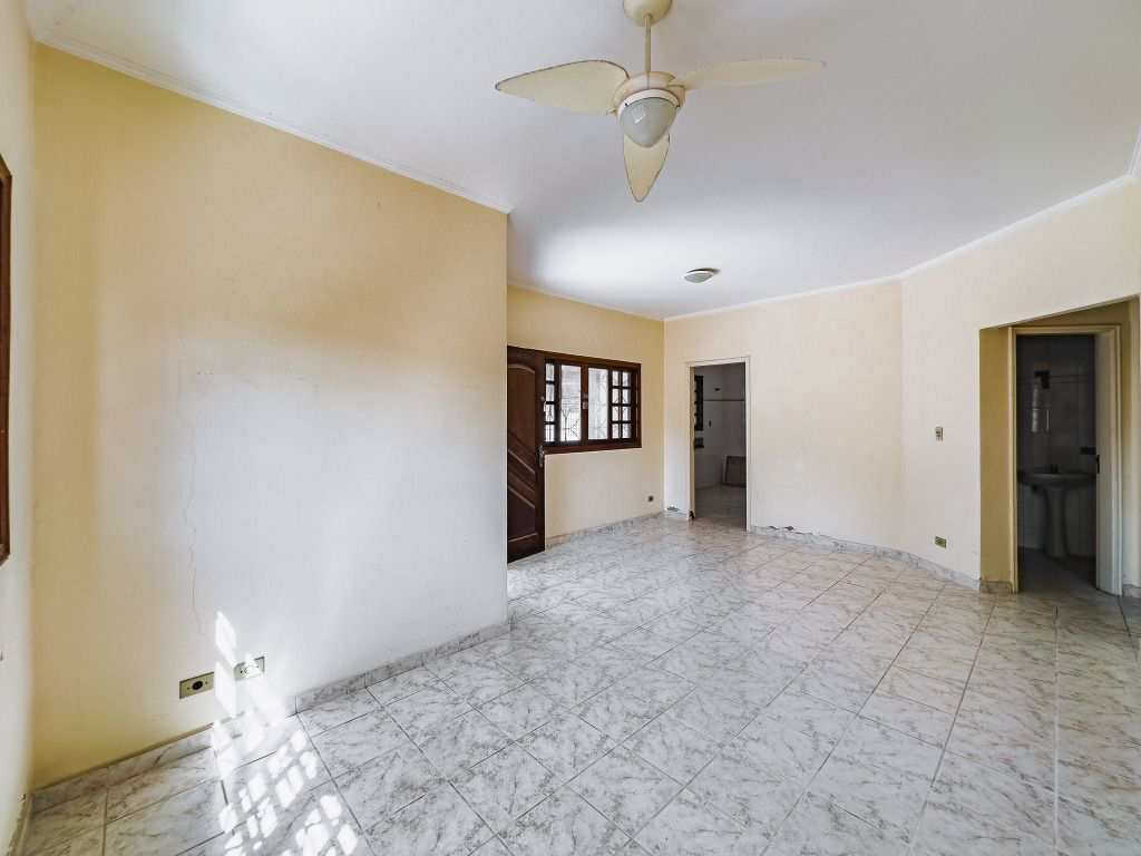 Casa em Praia Grande, no bairro Canto do Forte