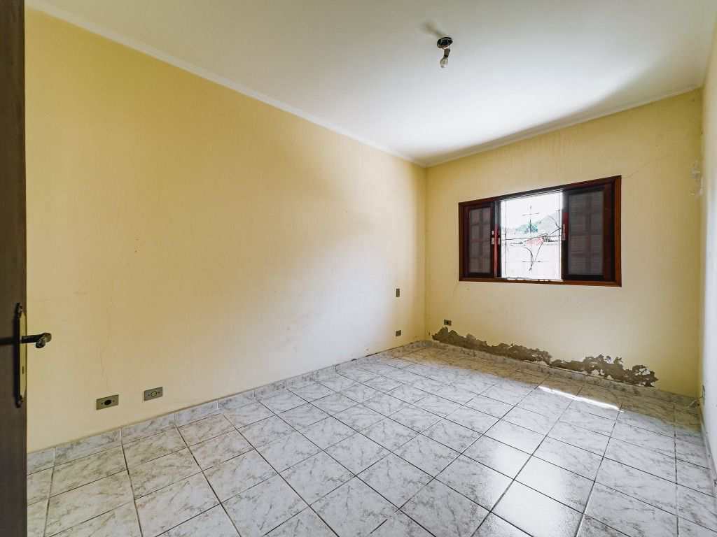 Casa em Praia Grande, no bairro Canto do Forte