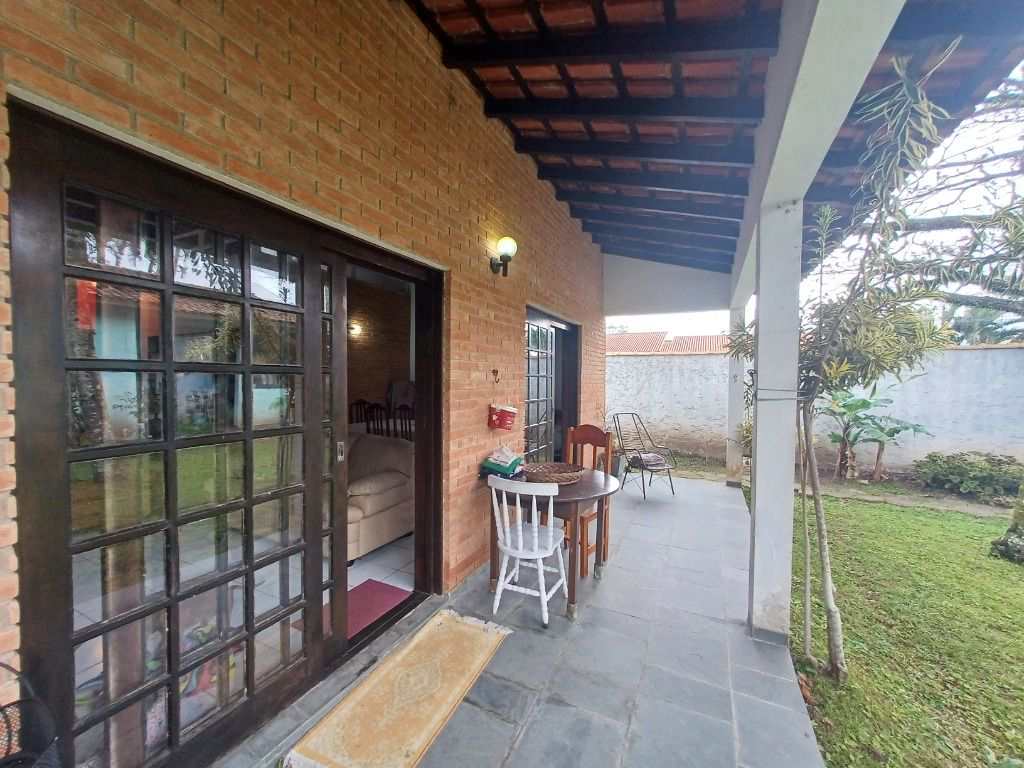 Casa em Itanhaém, no bairro Cibratel II
