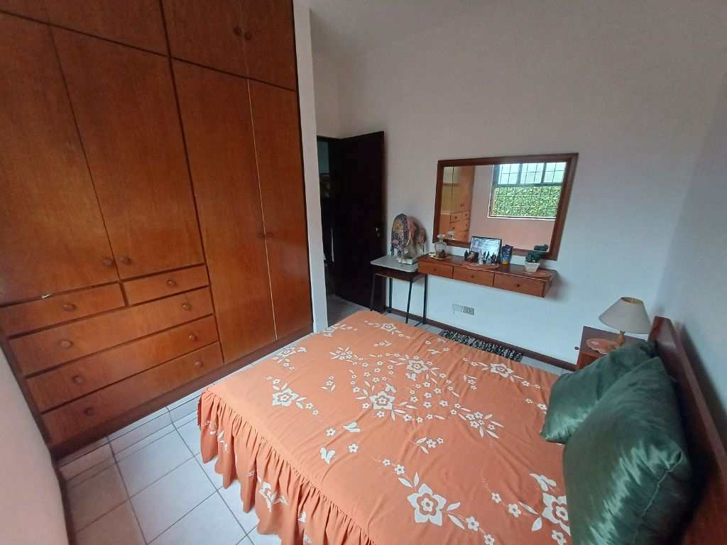 Casa em Itanhaém, no bairro Cibratel II