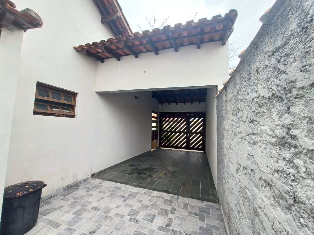 Casa em Itanhaém, no bairro Cibratel II