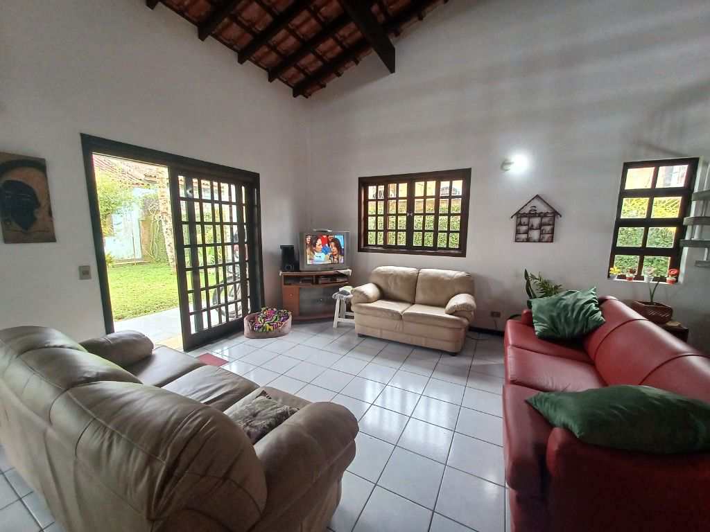 Casa em Itanhaém, no bairro Cibratel II