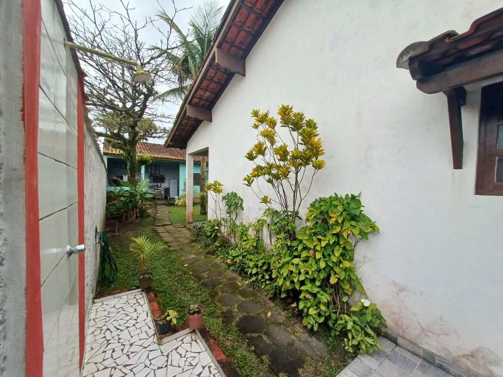 Casa em Itanhaém, no bairro Cibratel II