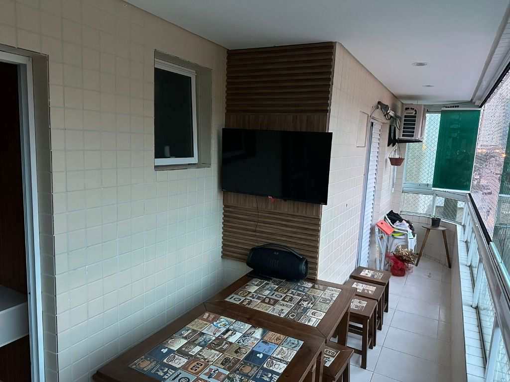 Apartamento em Praia Grande, no bairro Canto do Forte