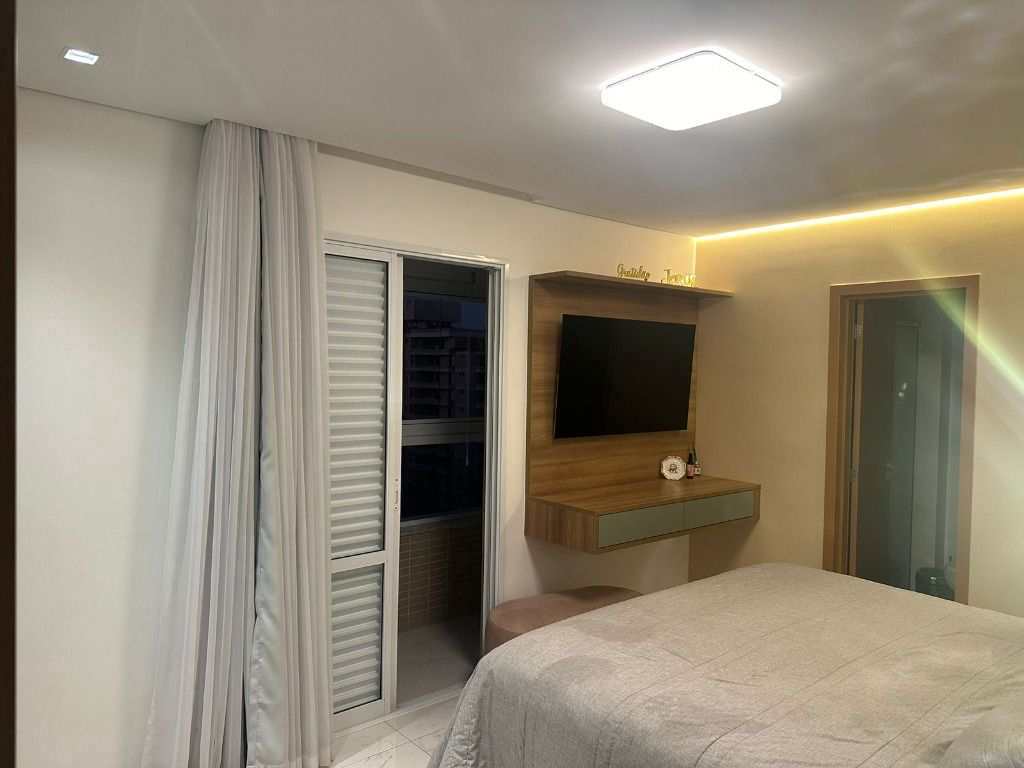 Apartamento em Praia Grande, no bairro Canto do Forte
