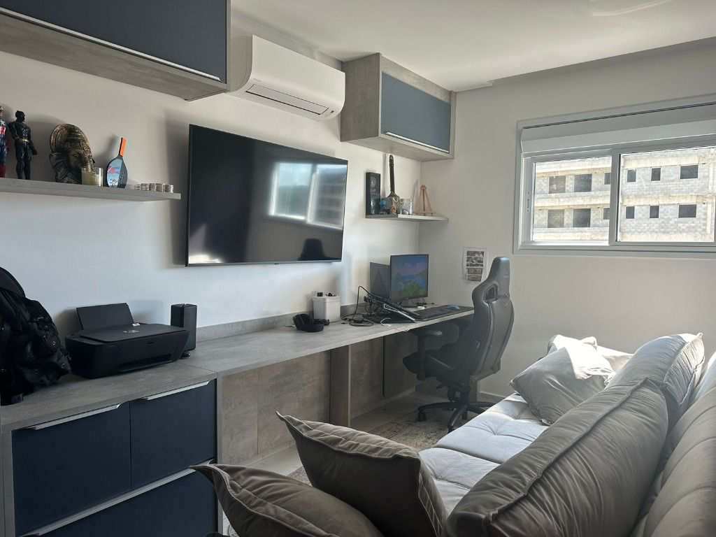 Apartamento em Praia Grande, no bairro Canto do Forte