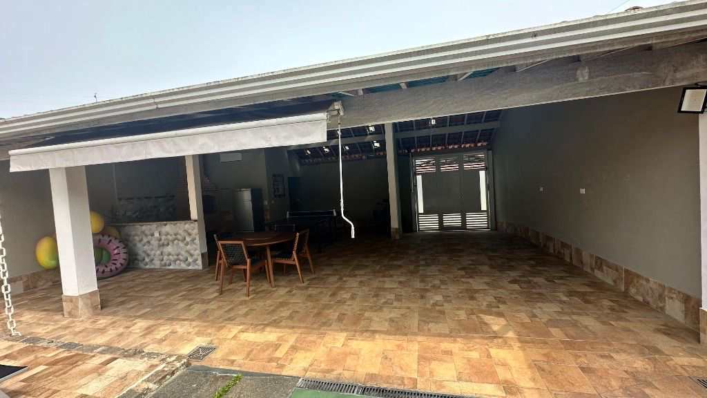 Sobrado em Praia Grande, no bairro Real