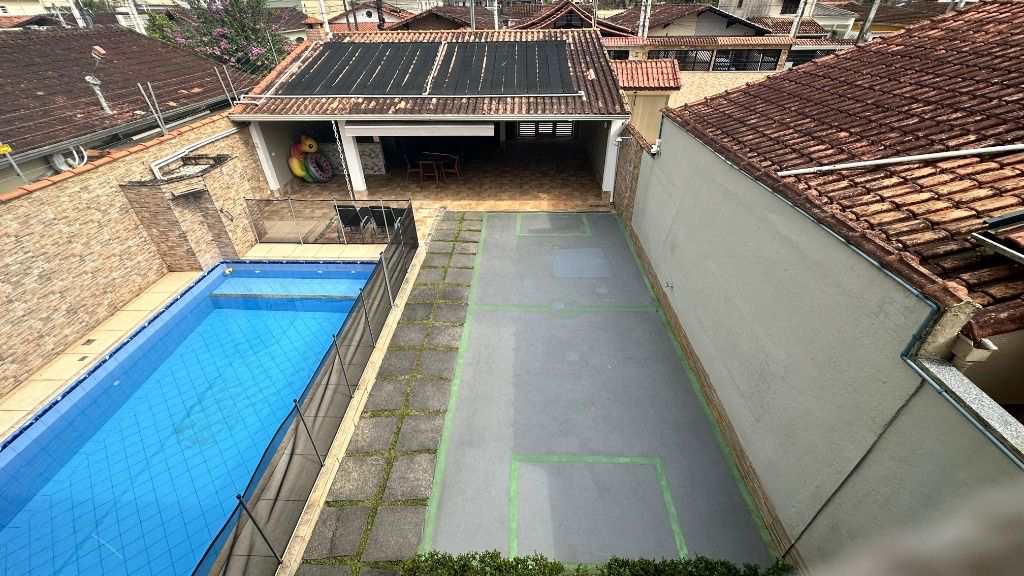Sobrado em Praia Grande, no bairro Real