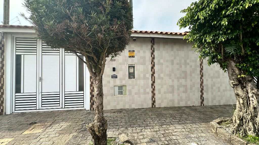 Sobrado em Praia Grande, no bairro Real