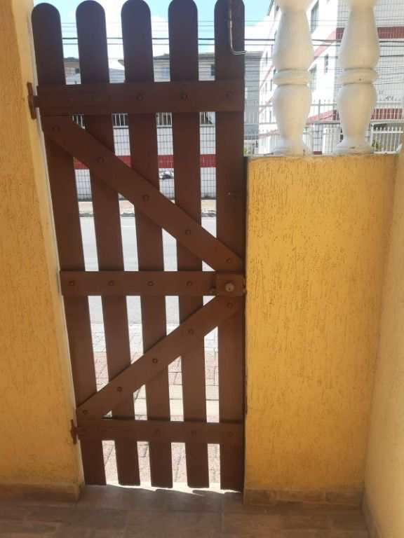 Casa em Praia Grande, no bairro Ocian