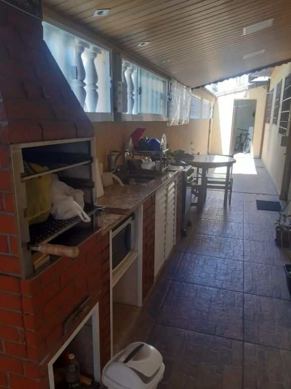 Casa em Praia Grande, no bairro Ocian