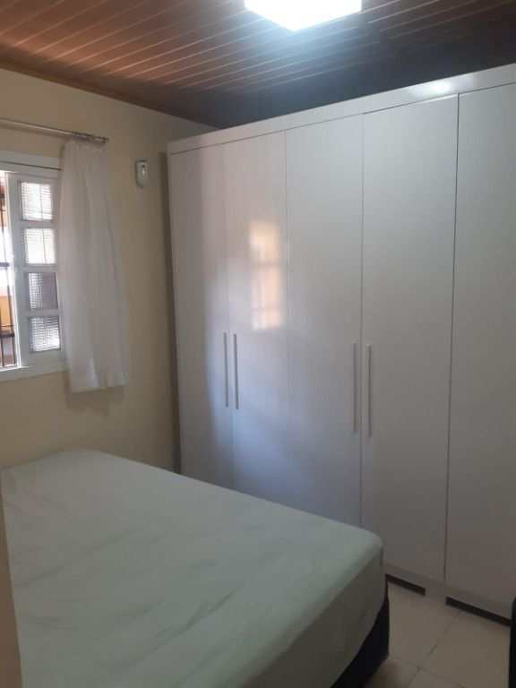 Casa em Praia Grande, no bairro Ocian