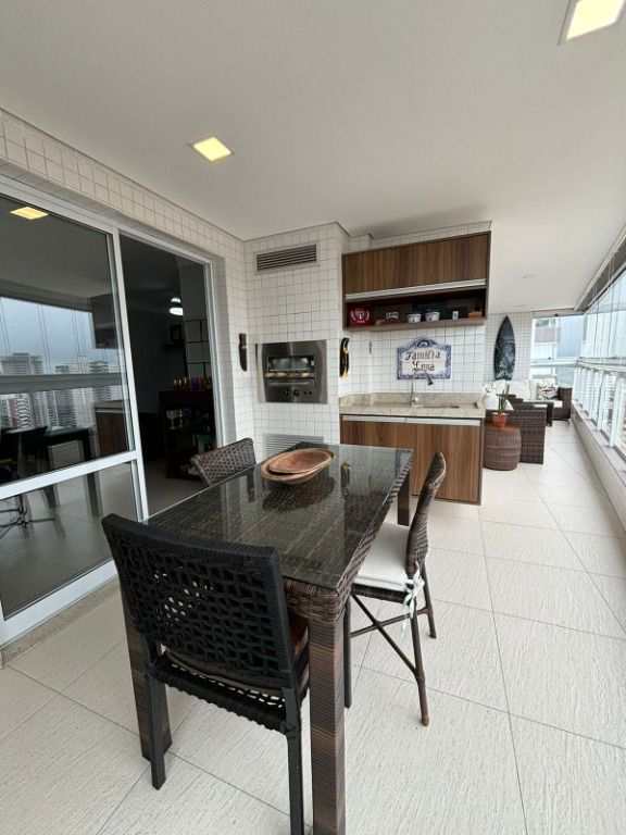 Apartamento em Praia Grande, no bairro Canto do Forte