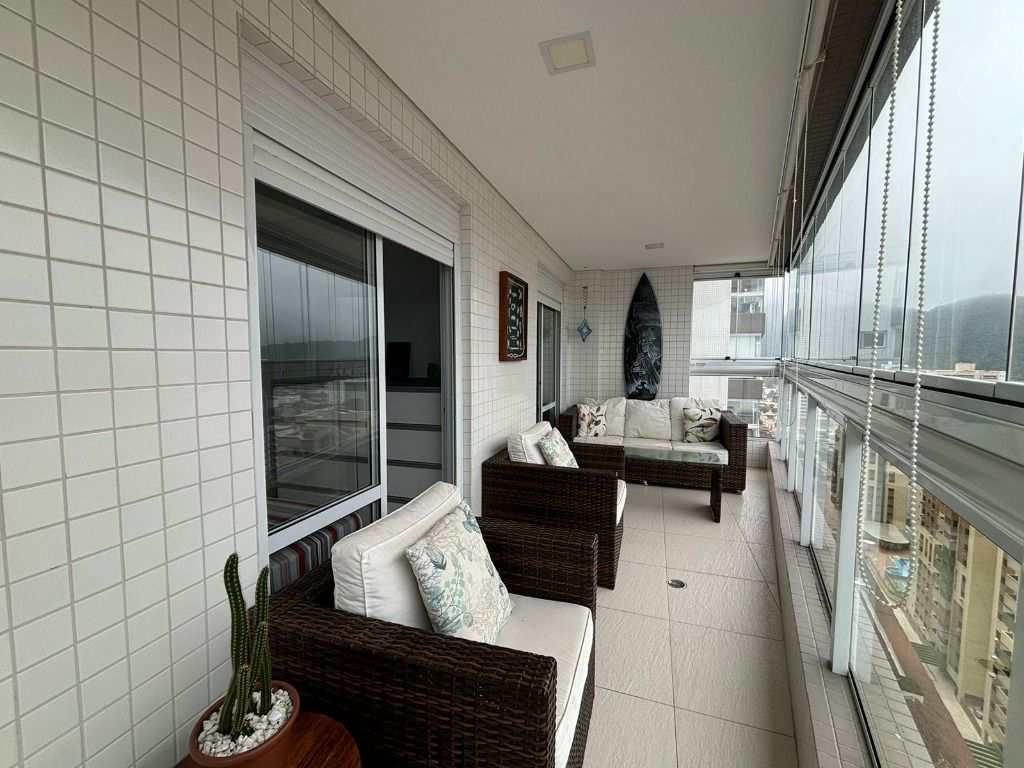 Apartamento em Praia Grande, no bairro Canto do Forte