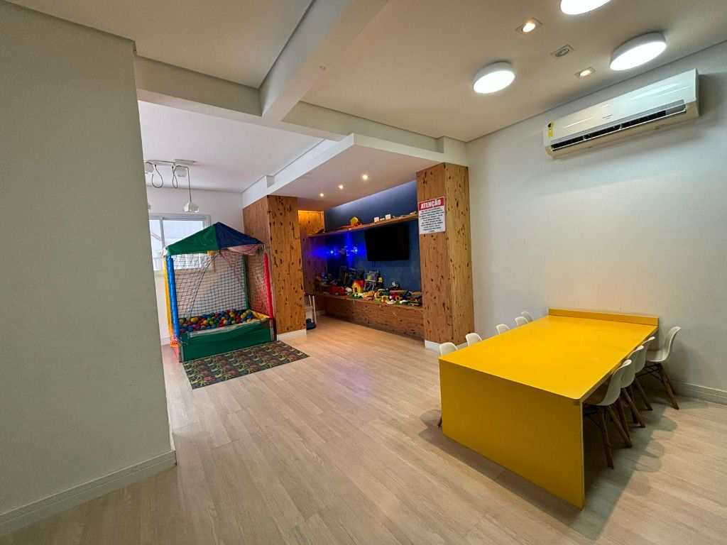 Apartamento em Praia Grande, no bairro Canto do Forte