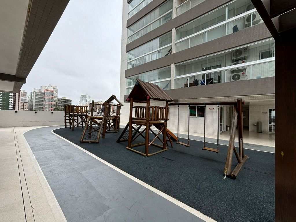 Apartamento em Praia Grande, no bairro Canto do Forte