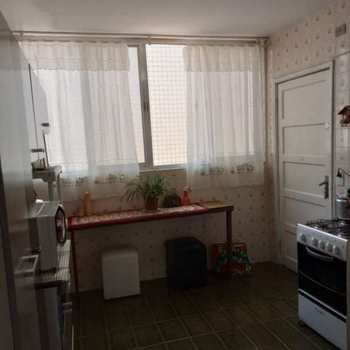 Kitnet em Praia Grande, bairro Vila Guilhermina