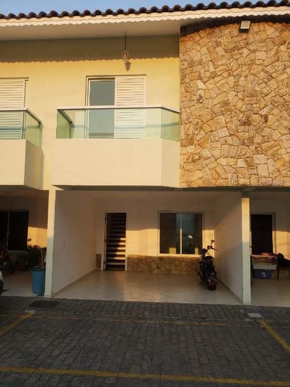 Sobrado de Condomínio em Praia Grande, no bairro Canto do Forte