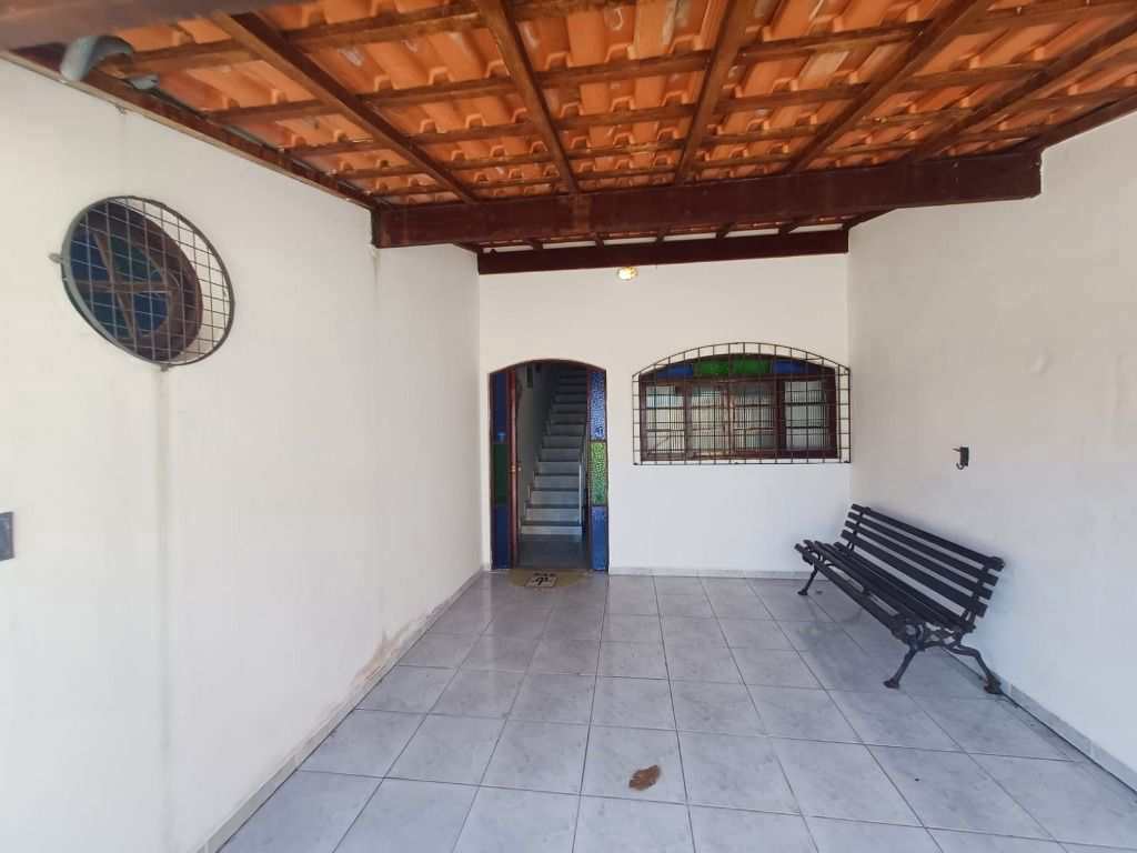 Sobrado em Itanhaém, no bairro Jd Grandesp