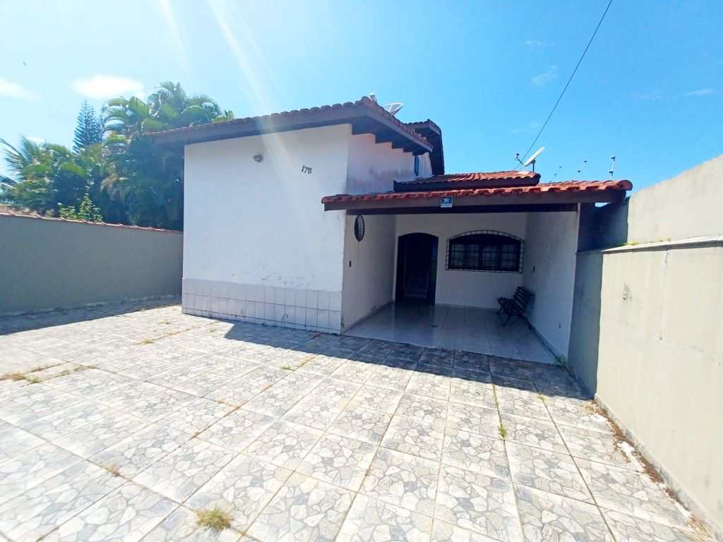 Sobrado em Itanhaém, no bairro Jd Grandesp