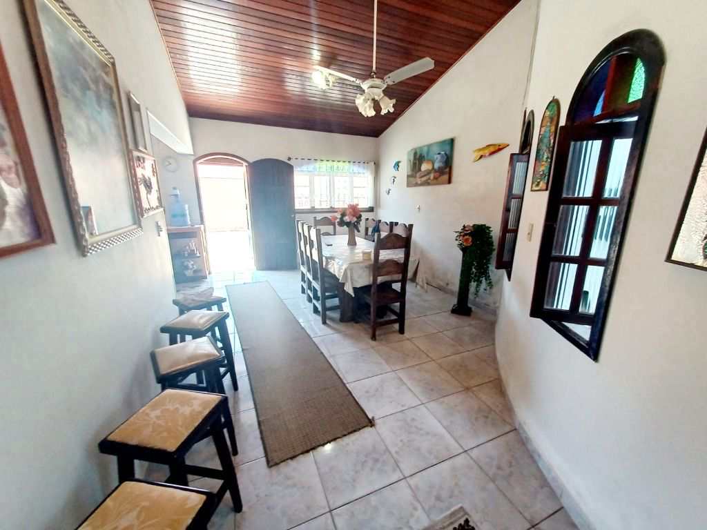 Sobrado em Itanhaém, no bairro Jd Grandesp
