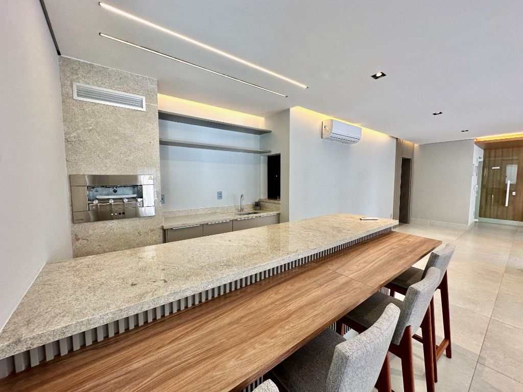 Apartamento em Praia Grande, no bairro Guilhermina