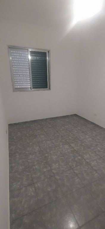 Sobrado em Praia Grande, no bairro Nova Mirim