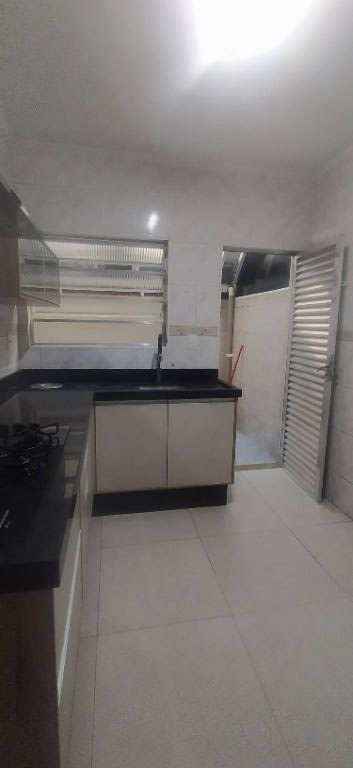 Sobrado em Praia Grande, no bairro Nova Mirim