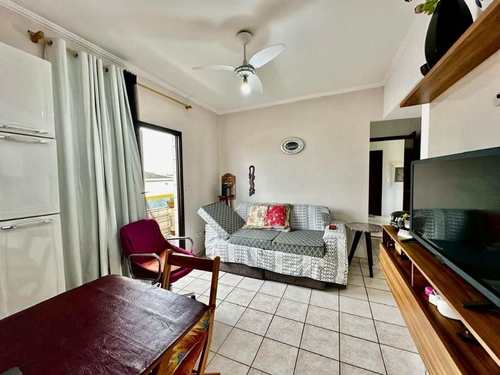Apartamento, código 8959 em Praia Grande, bairro Guilhermina