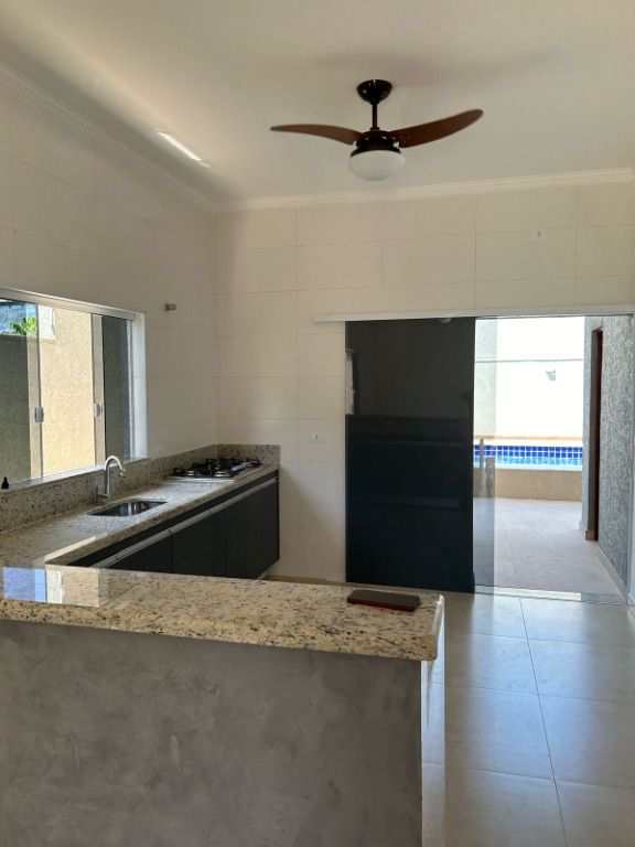 Casa em Itanhaém, no bairro Cidade Santa Júlia