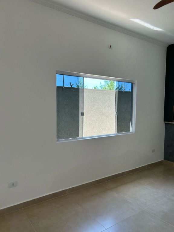 Casa em Itanhaém, no bairro Cidade Santa Júlia