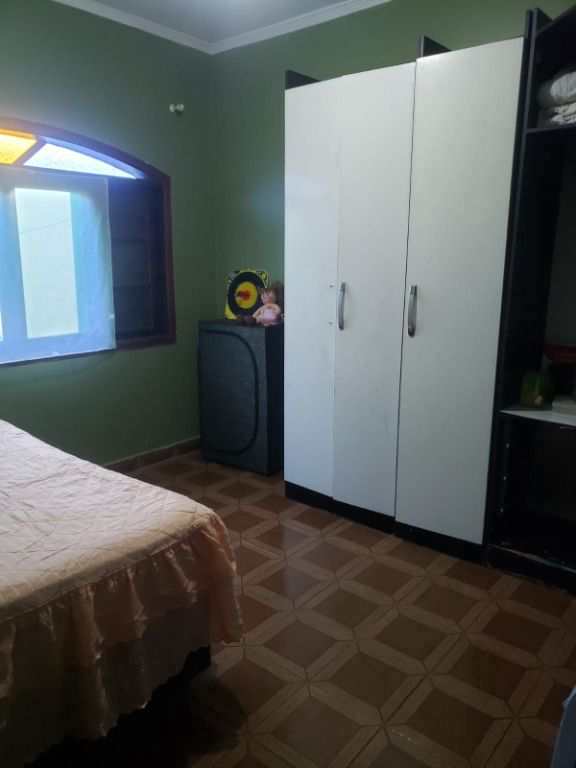 Casa em Praia Grande, no bairro Canto do Forte