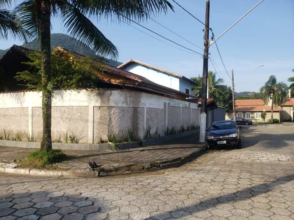 Casa em Praia Grande, no bairro Canto do Forte