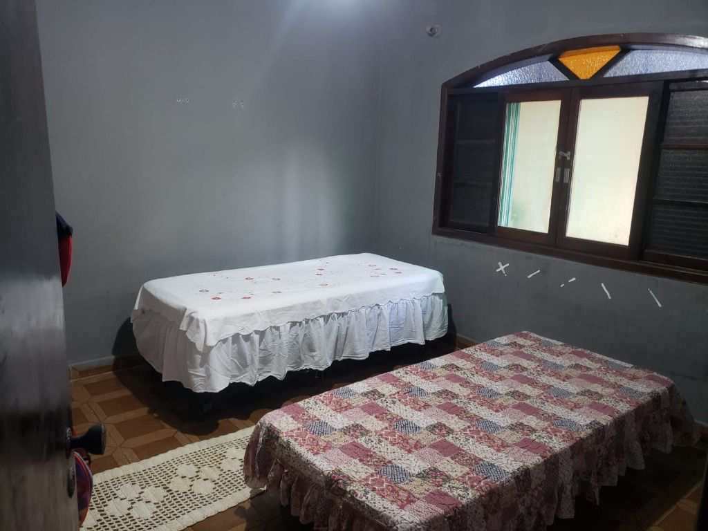 Casa em Praia Grande, no bairro Canto do Forte