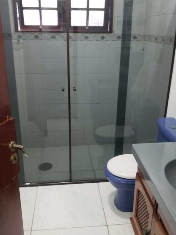 Casa em Praia Grande, no bairro Canto do Forte