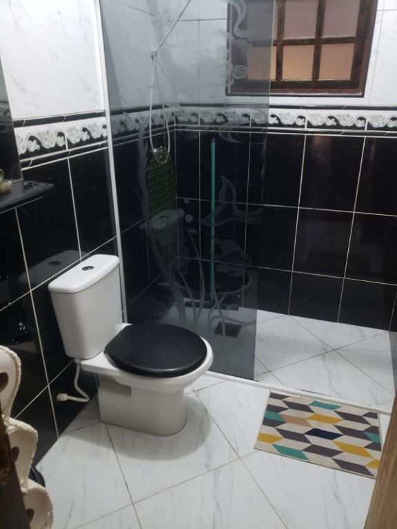 Casa em Praia Grande, no bairro Canto do Forte