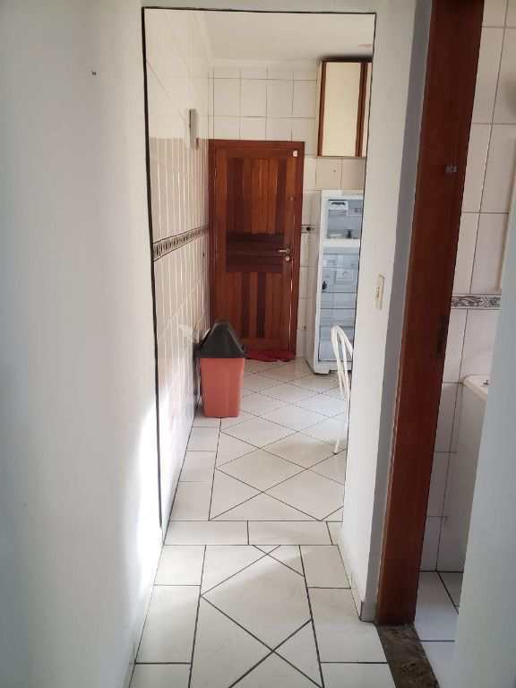Sobrado em Praia Grande, no bairro Guilhermina