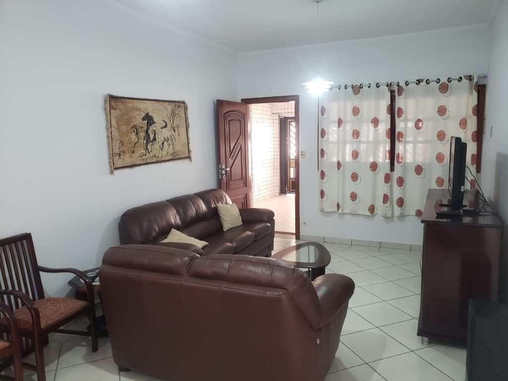 Sobrado em Praia Grande, no bairro Guilhermina