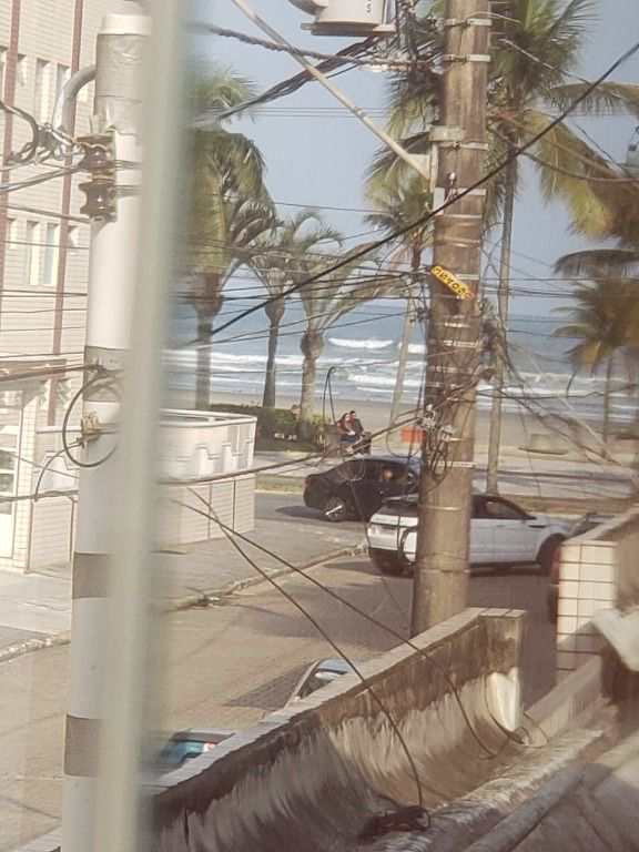 Sobrado em Praia Grande, no bairro Guilhermina